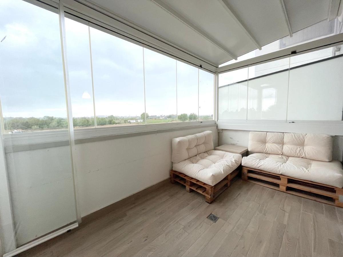 Residenze Ohana Фьюмичино Экстерьер фото
