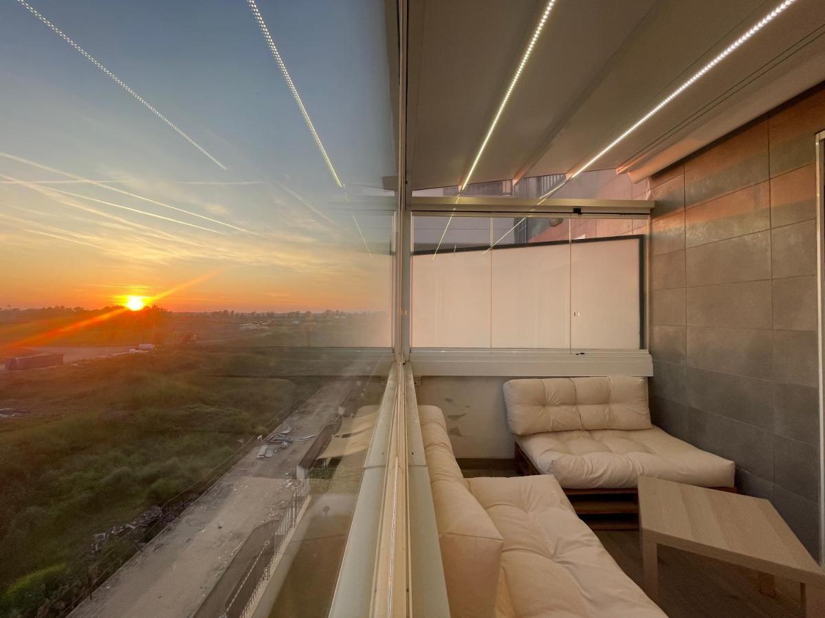 Residenze Ohana Фьюмичино Экстерьер фото